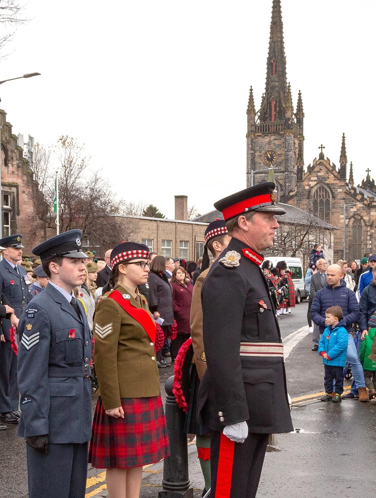 Lord-Lieutenant and Cadets pay respect